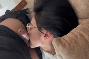 Bé sinh viên kính cận mút phê quá em vứt cả kính sang bên | BJ #0bf1e9 Bé sinh viên kính cận mút phê quá em vứt cả kính sang bên | BJ #0bf1e9