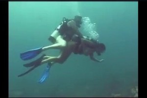Chơi em dưới biển tìm cảm giác lạ – 2 | choi em Chơi em dưới biển tìm cảm giác lạ – 2 | choi em